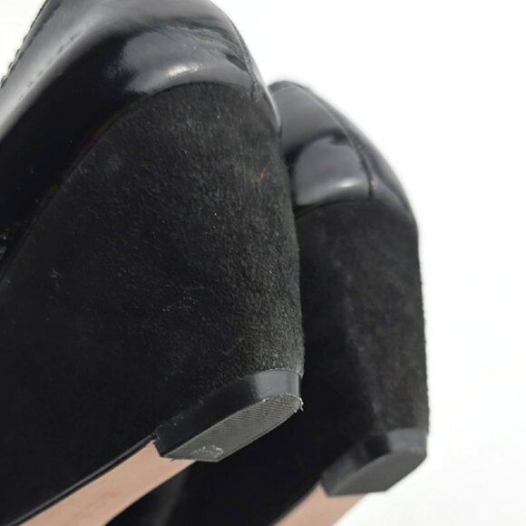 BCBGeneration Tedolie Black Patent Faux Suede Peep Toe Wedge Pump Size 6.5B - Picture 7 of 15